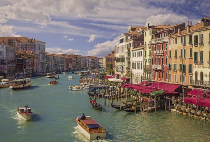 Where to stay in Venice during Carnival?